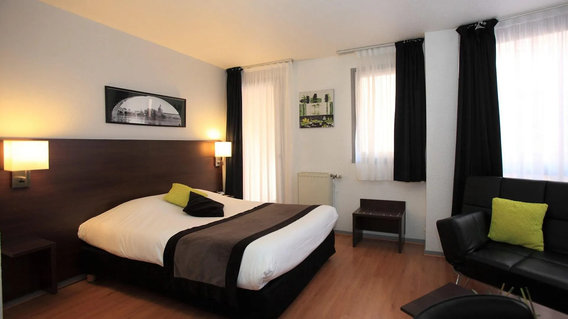 Hotel Castellane Toulouse 2*,