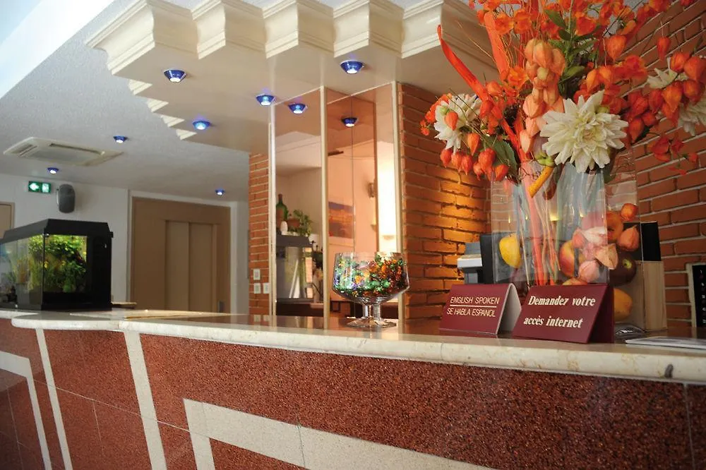 **  Hotel Castellane Toulouse France